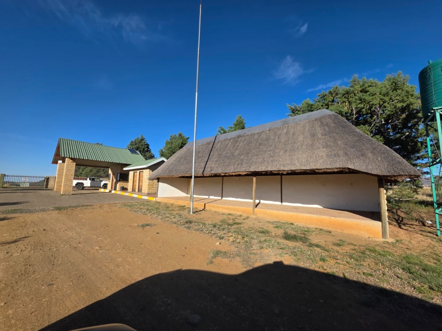 38 Bedroom Property for Sale in Paul Roux Free State